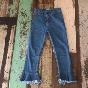 High waisted jeans frayed flutter hem sz 2 $15